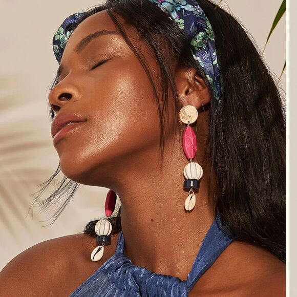 Vesca Kissed by Soft Matte Bronzing Powder in Maldives, rich neutral undertones - Picture 4 of 6